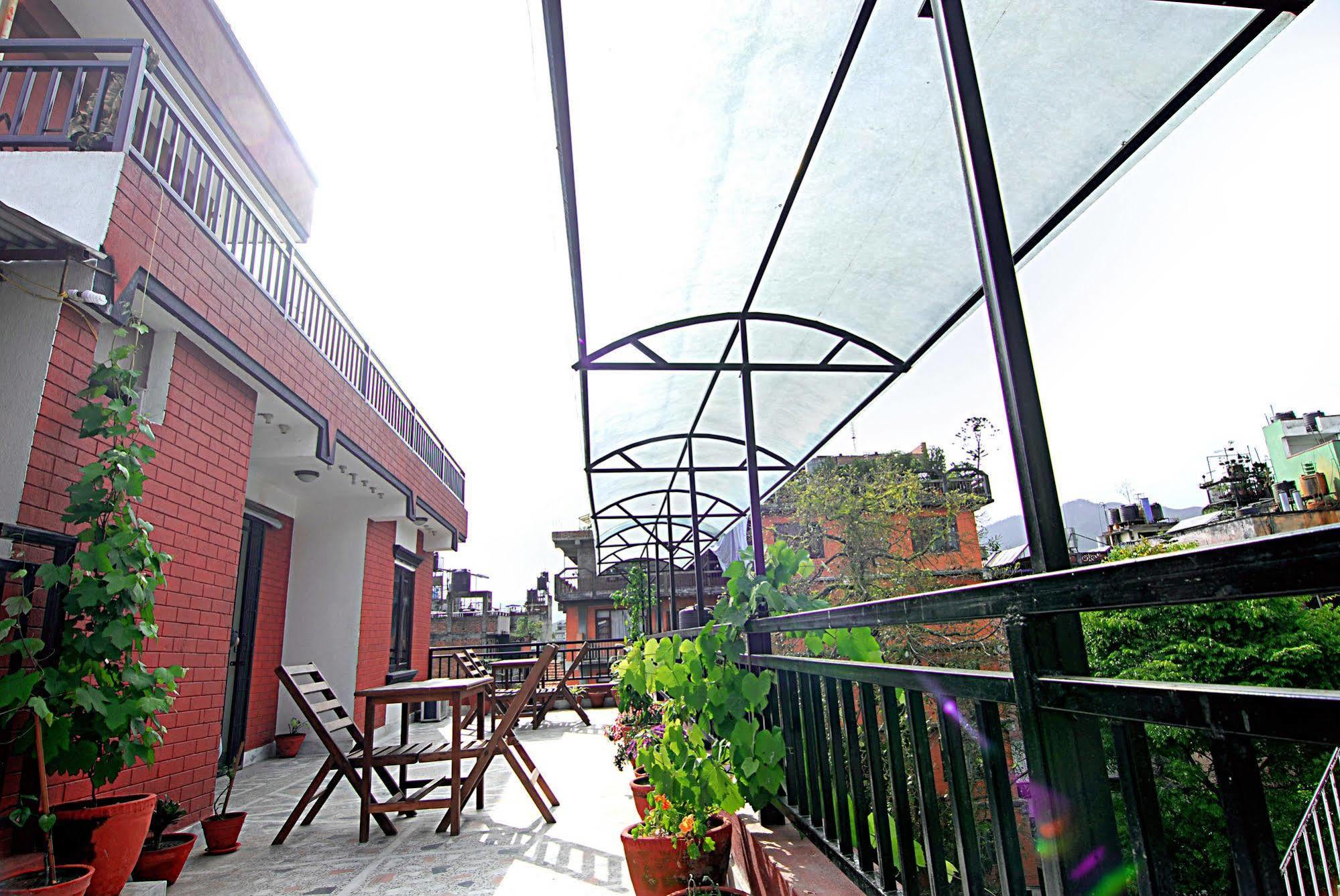 Hotel Bubo Himalaya Катманду Екстер'єр фото