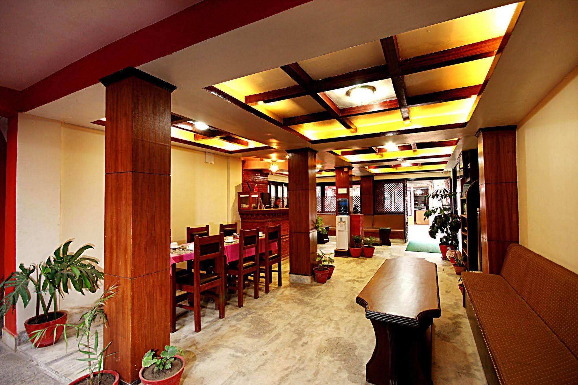 Hotel Bubo Himalaya Катманду Екстер'єр фото